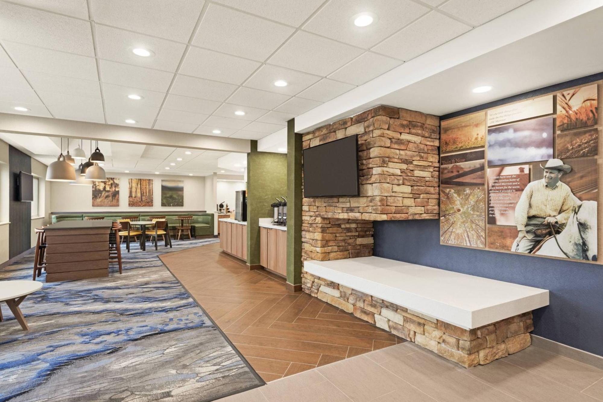 Fairfield Inn By Marriott Warren Niles Extérieur photo