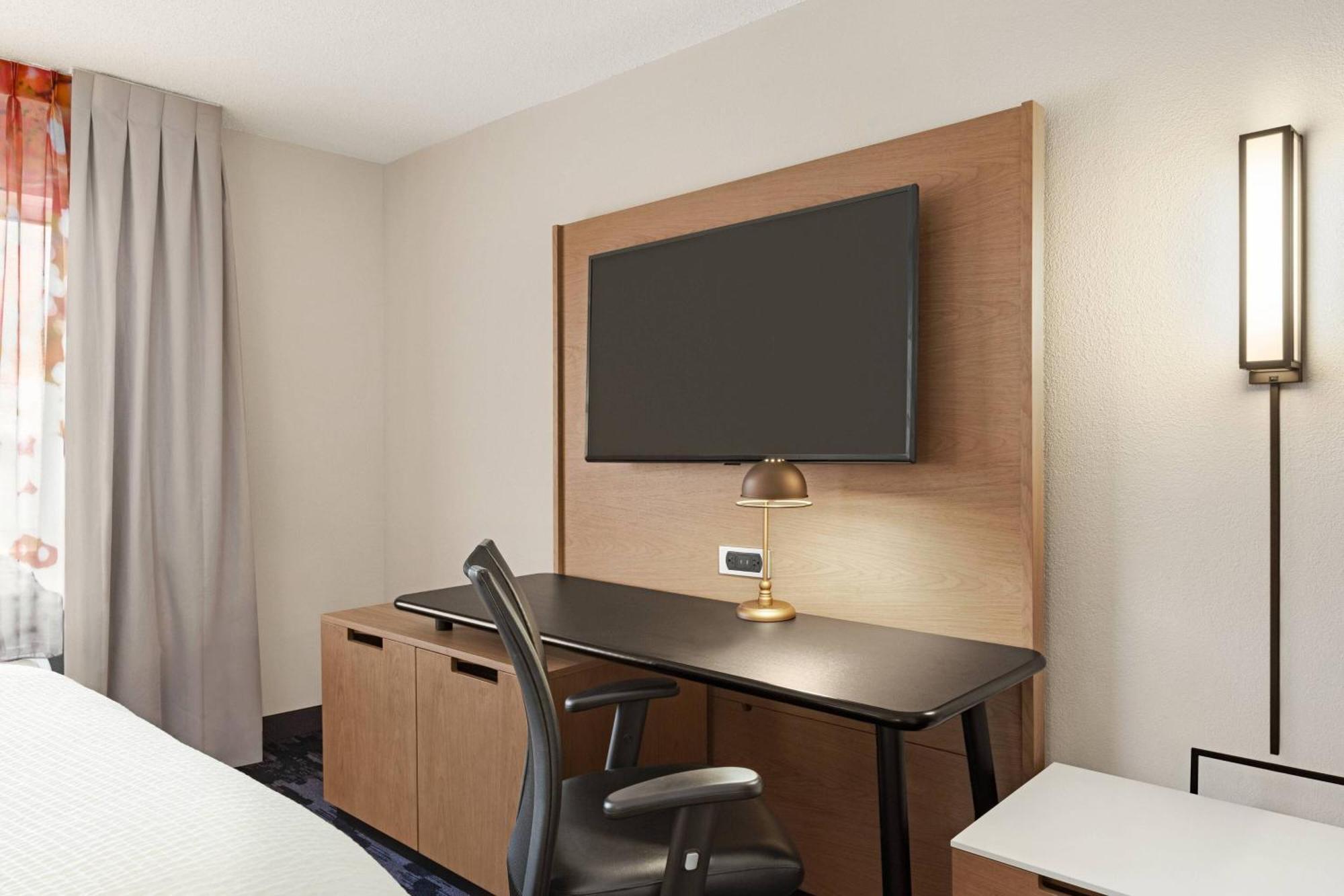 Fairfield Inn By Marriott Warren Niles Extérieur photo