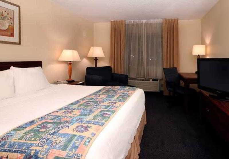 Fairfield Inn By Marriott Warren Niles Extérieur photo